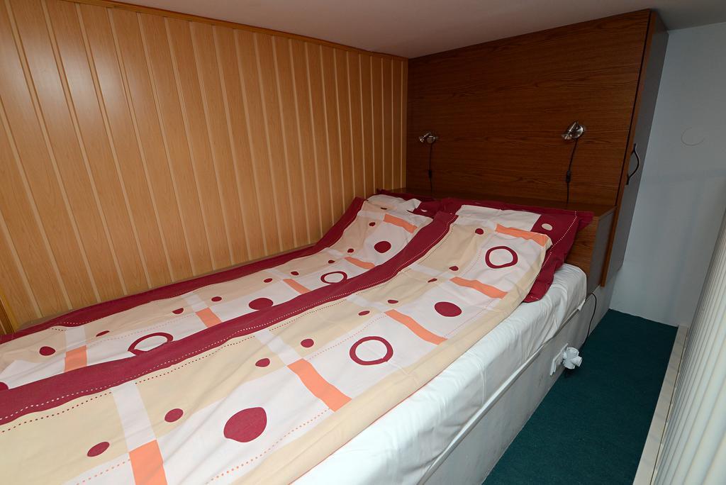 Centrum Apartman Pécs Zewnętrze zdjęcie